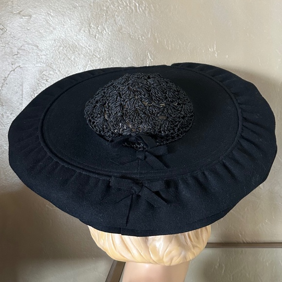 IRRESISTIBLE 1940s\' BLACK FELT/STRAW HAT - WIDE DOUBLE FELT BRIM & STRAW CROWN main image 5